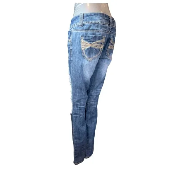 Almost Famous Jeans Women 9 Mid Rise Distressed Stretch Always Fabulous (W32 L31 - Picture 5 of 16
